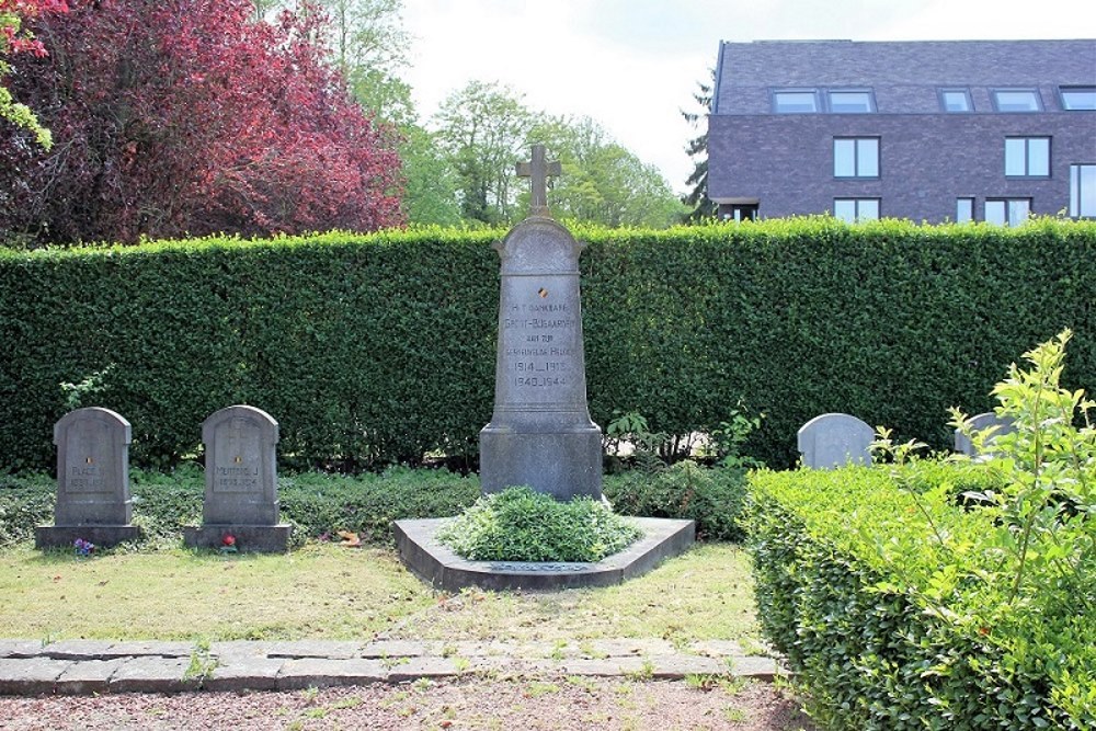 Oorlogsmonument Begraafplaats Groot-Bijgaarden