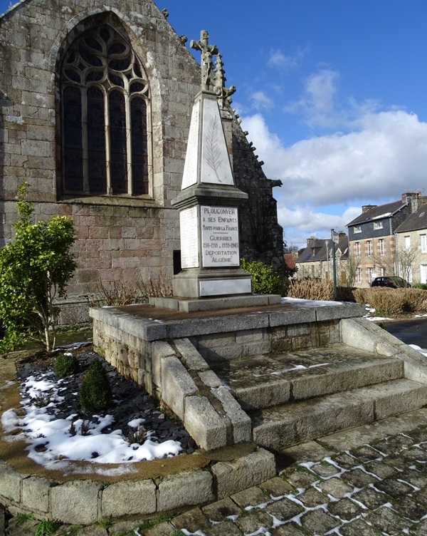 Oorlogsmonument Plougonver #1