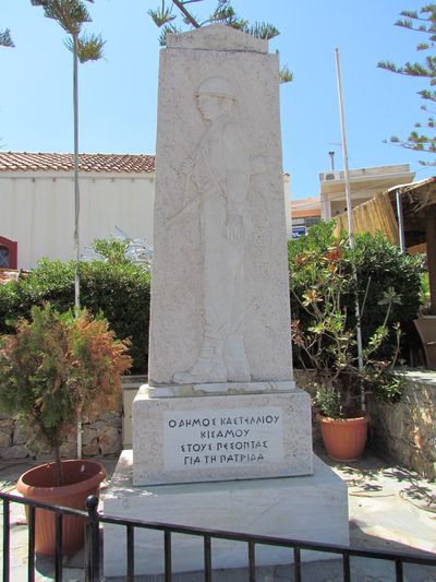 Oorlogsmonument Kissamos #1