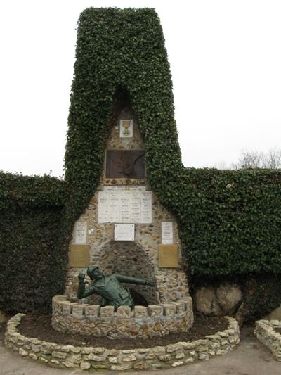 War Memorial Dammarie-sur-Loing #1
