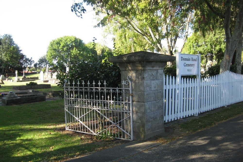 Oorlogsgraven van het Gemenebest Domain Road Public Cemetery #1