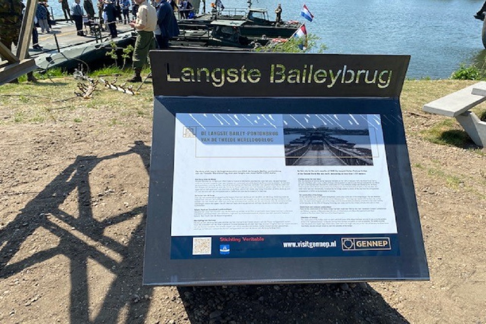 Monument Langste Bailey Brug - Lambrechtsen Bridge #2