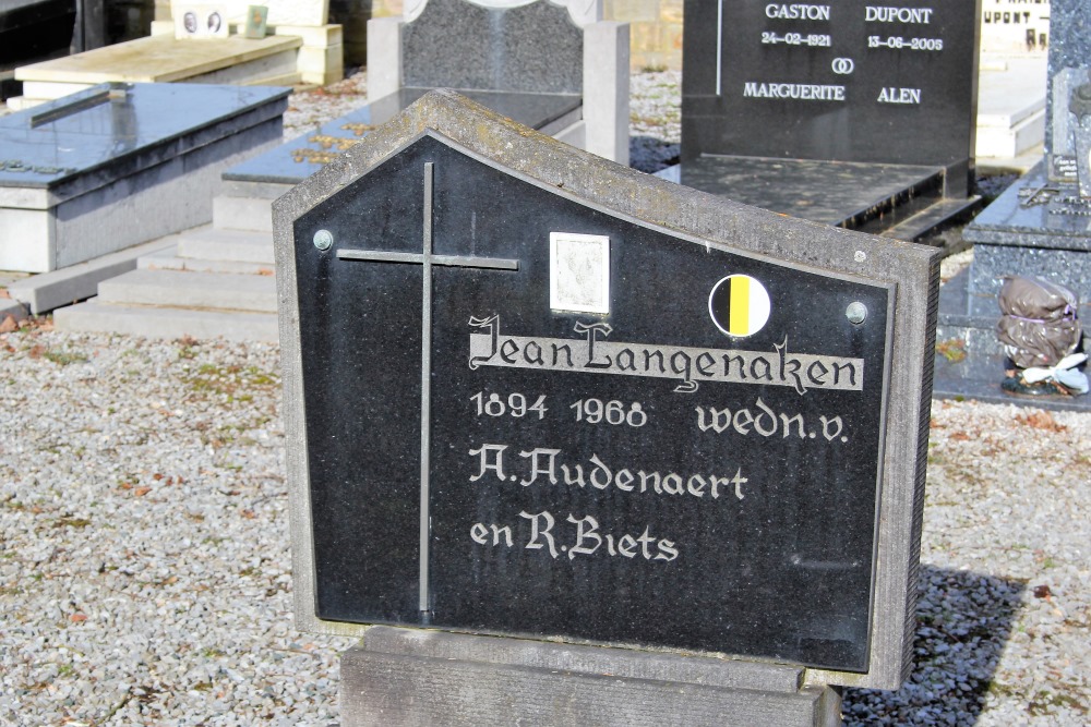Belgian Graves Veterans Ordingen Cemetery #3