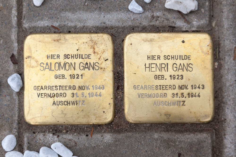 Stolpersteine Schoolstraat 38