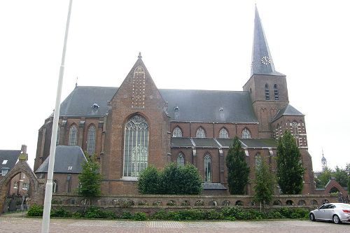 Oorlogsmonument Sint-Willibrorduskerk