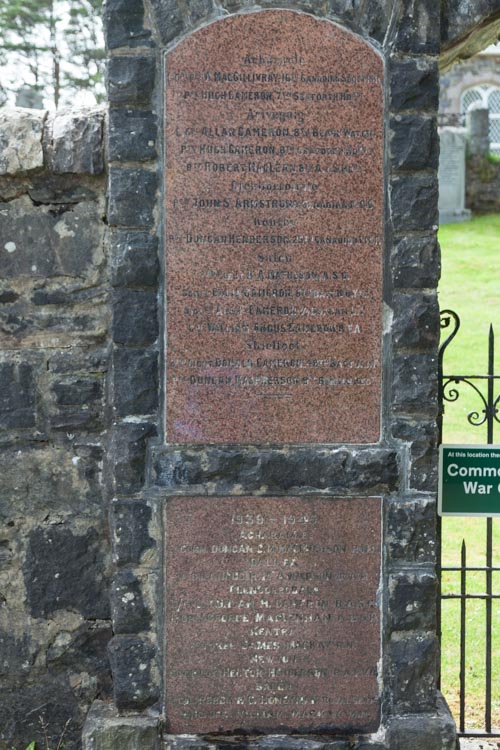 Oorlogsgraven van het Gemenebest Acharacle Cemetery #3