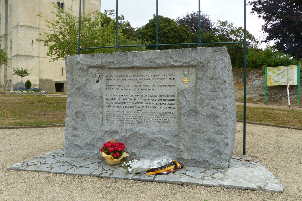 Monument Falaise Pocket Chambois #1