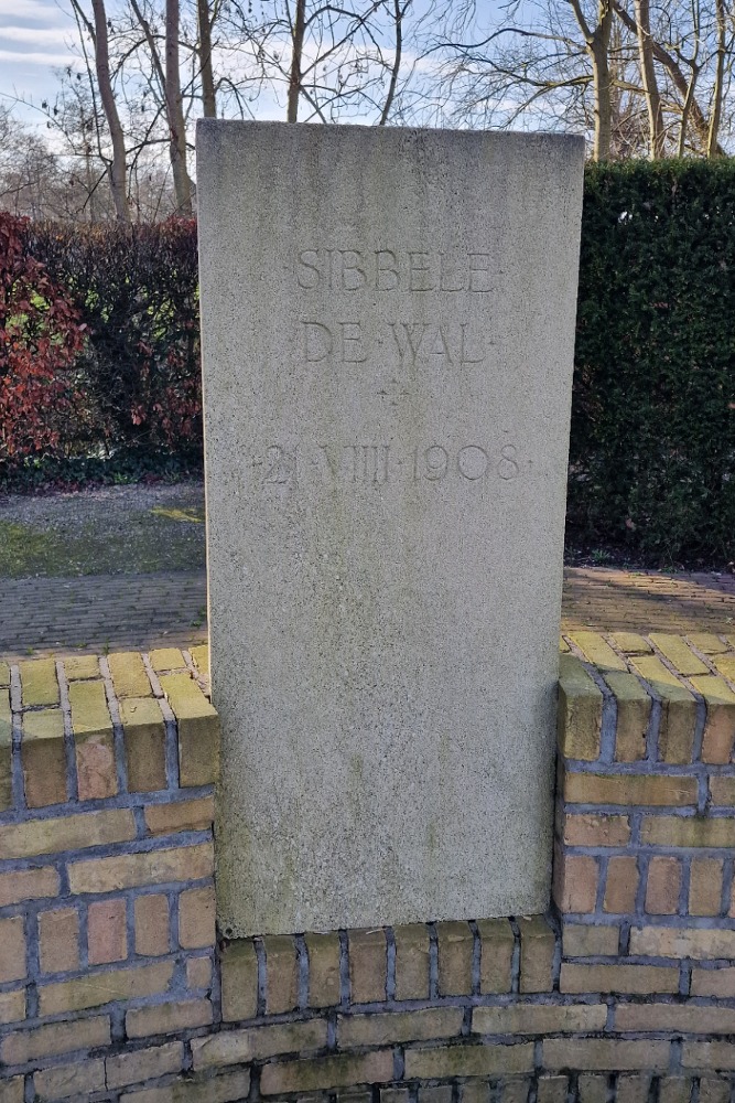 Dutch War Graves Municipal Cemetery Marum #4