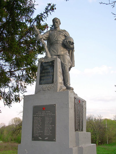 Mass Grave Soviet Soldiers Manchenky #1