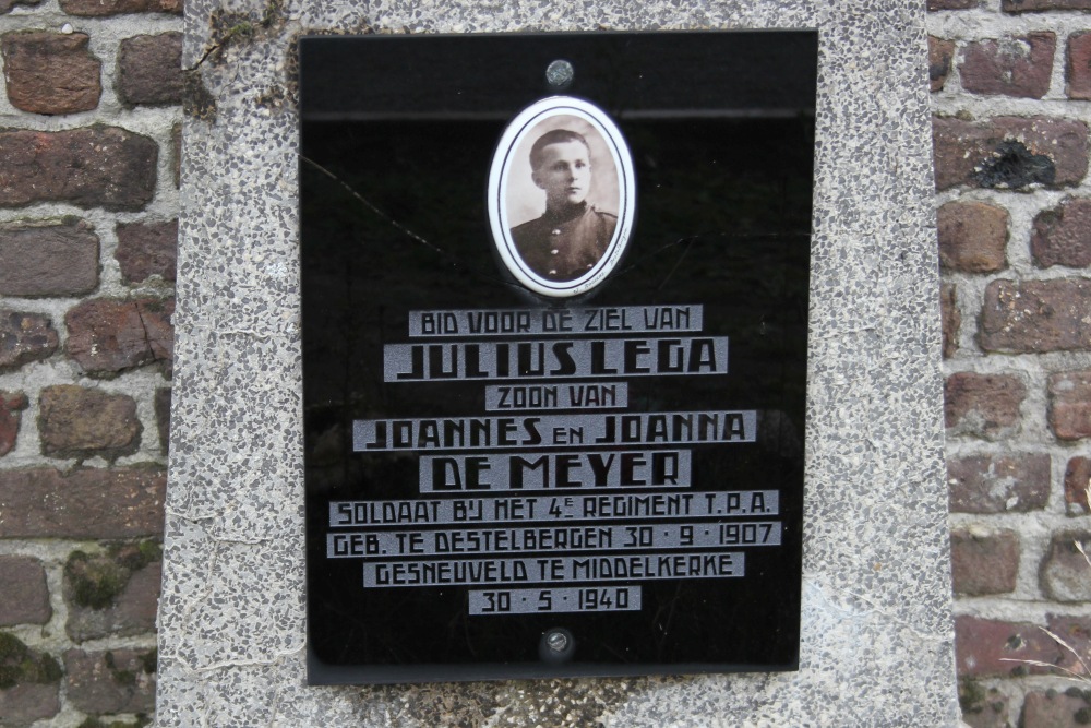 Belgische Oorlogsgraven Destelbergen	 #4