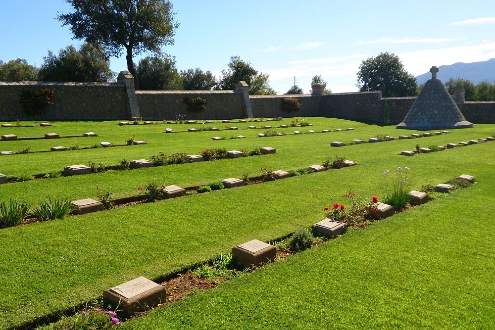 Bralo Commonwealth War Cemetery #2