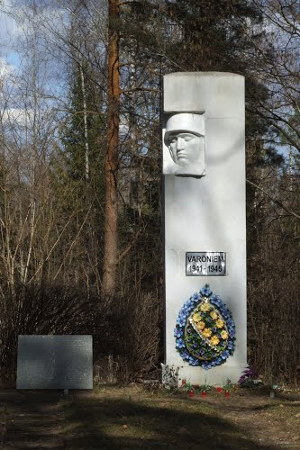 Sovjet Oorlogsbegraafplaats Jaunbērze #2