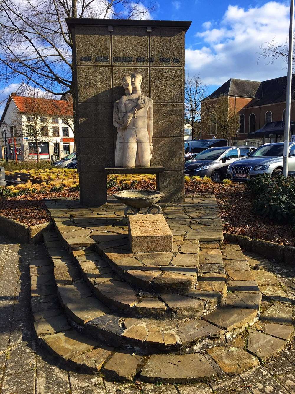 Oorlogsmonument Meerhout #2