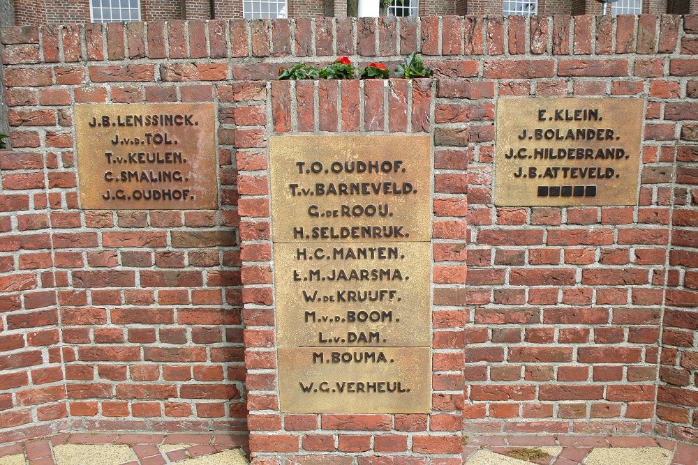 Oorlogsmonument Westbroek #3