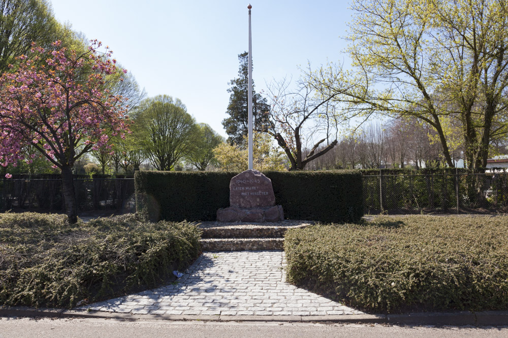 Oorlogsmonument Lunteren #2