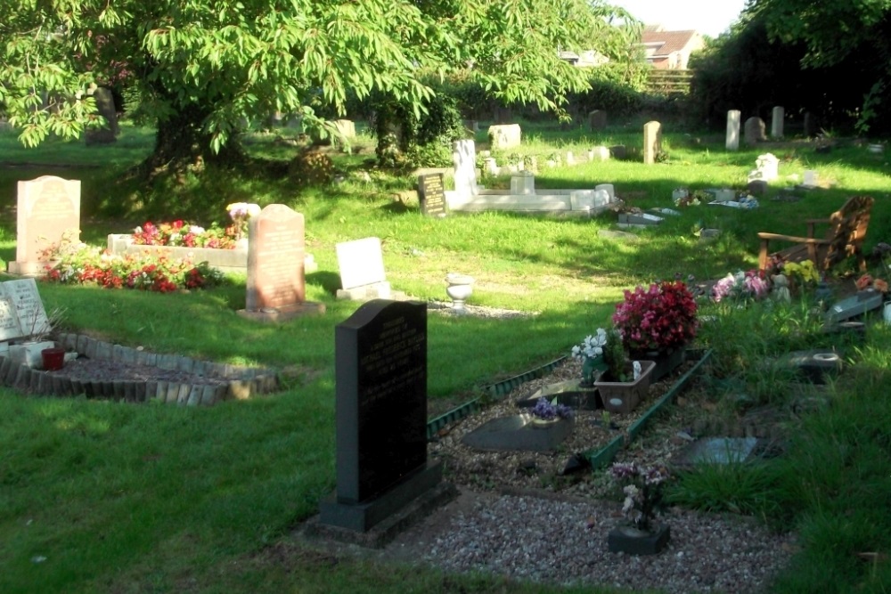 Oorlogsgraven van het Gemenebest St. Margaret Churchyard Extension #1