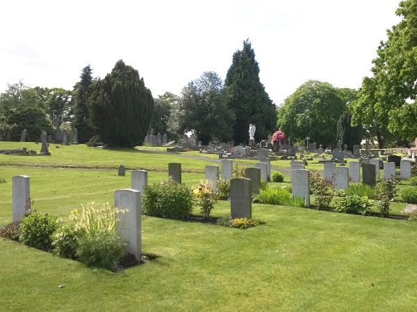 Commonwealth War Graves Rugeley Cemetery #1