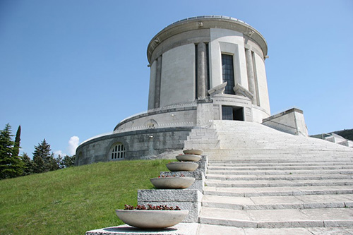 Ossuary Castel Dante #1