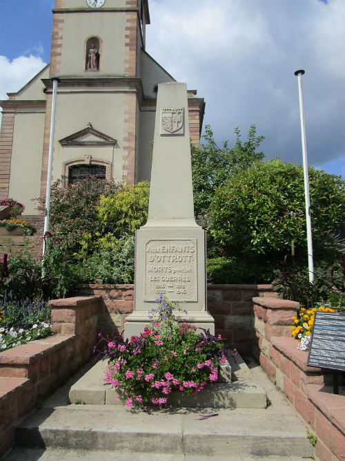 War Memorial Ottrott #4