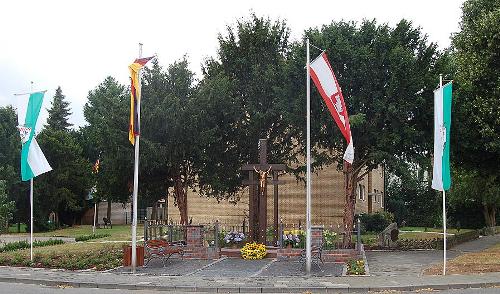 War Memorial Langwaden #2