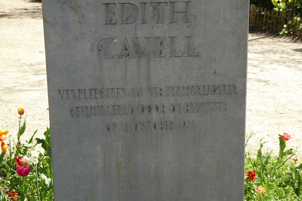 Edith Cavell Statue #5