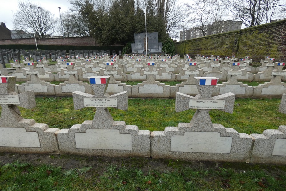 Franse Oorlogsgraven Charleroi Cimetire Nord #1