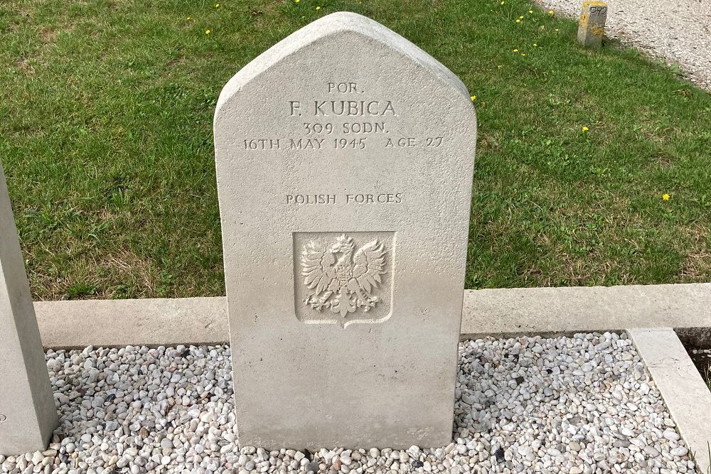 Polish War Grave Protestant Churchyard Makkum