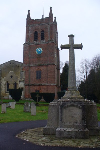 Oorlogsmonument Crondall #1