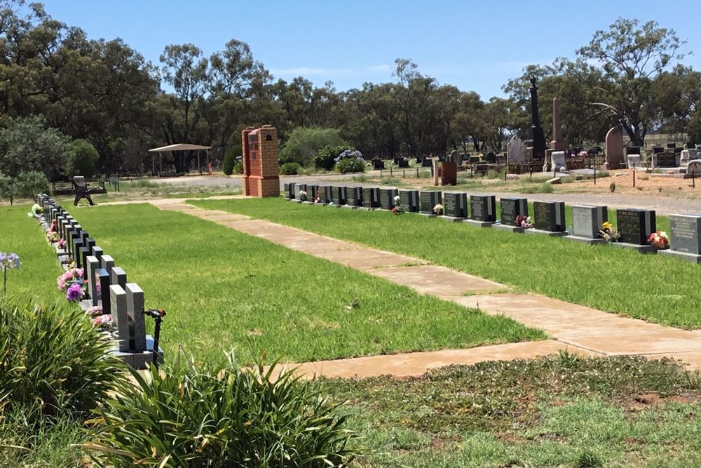 Commonwealth War Graves Wycheproof Public Cemetery #1