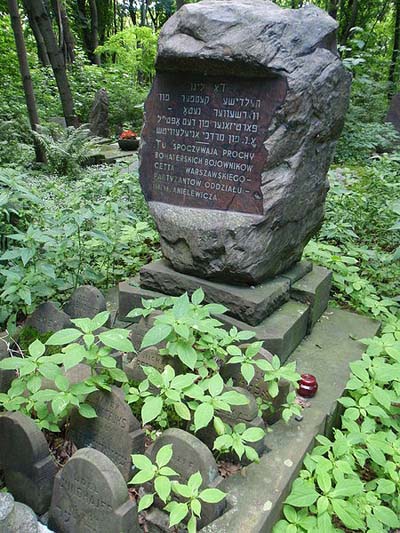 Poolse Oorlogsgraven Joodse Begraafplaats Warschau #5