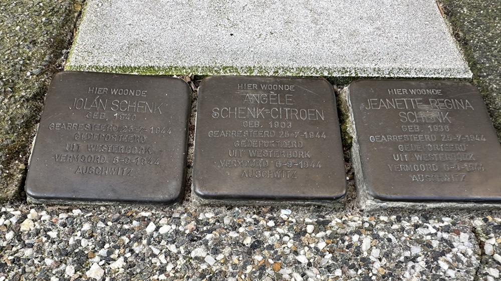 Stolpersteine Waverstraat 66 #2