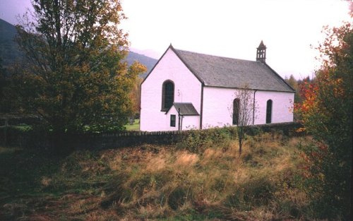 Oorlogsgraf van het Gemenebest Innerwick-in-Glenlyon Parish Churchyard