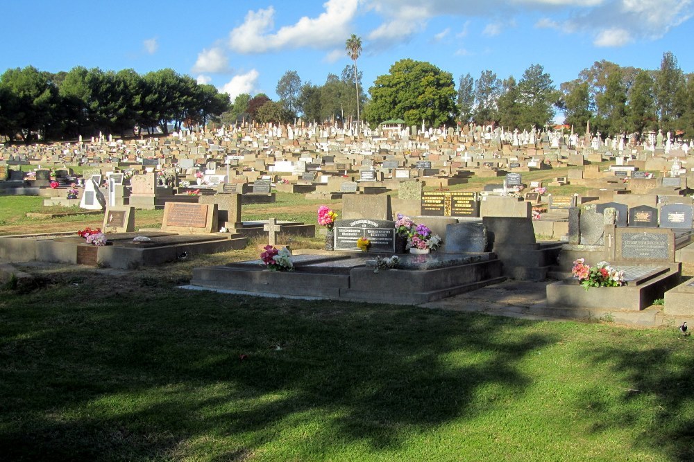 Commonwealth War Graves Young Cemetery