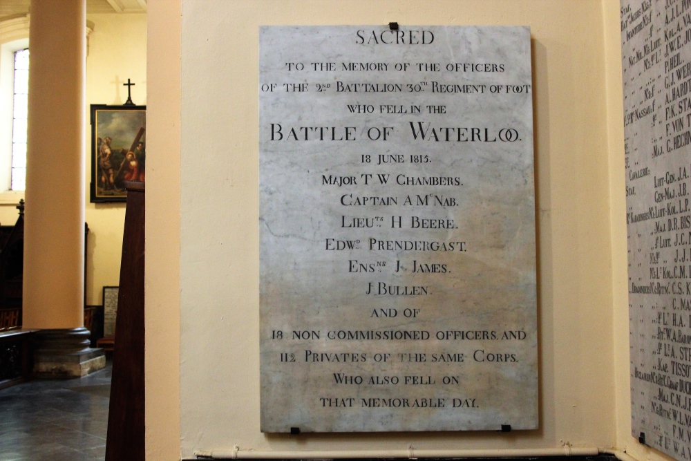 Gedenktekens glise Saint-Joseph Waterloo #3