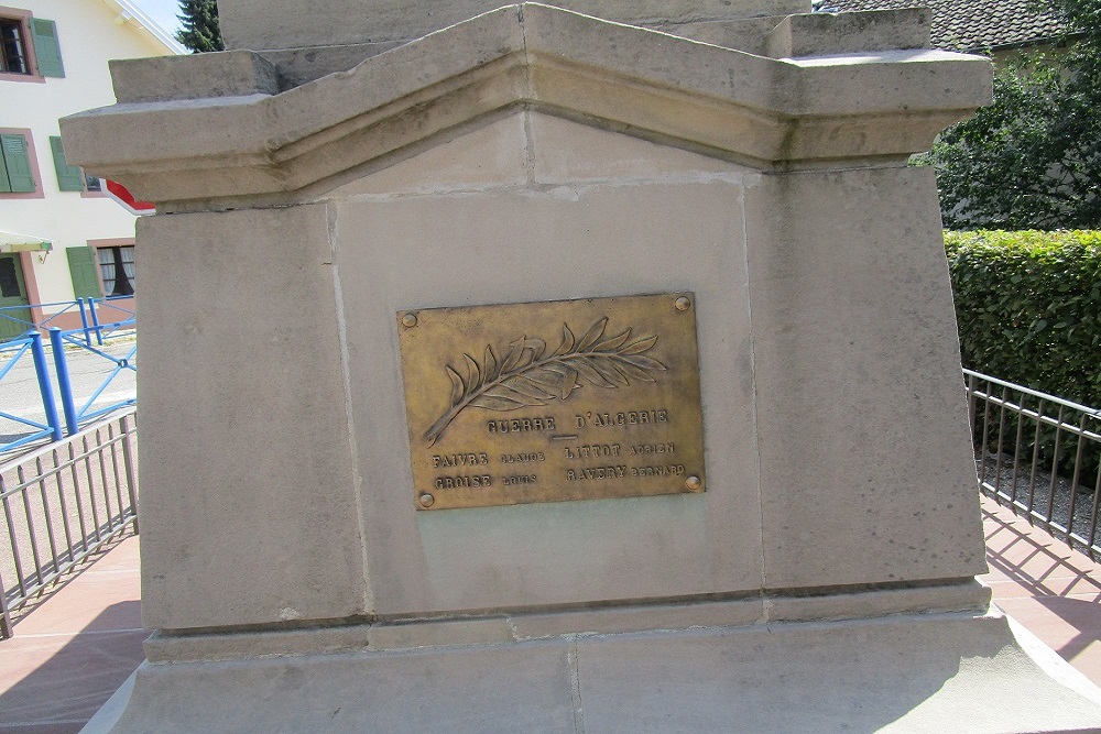 War Memorial Lachapelle-sous-Chaux #4
