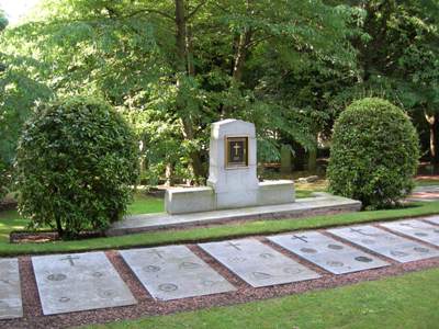 Commonwealth War Graves Comely Bank Cemetery #1