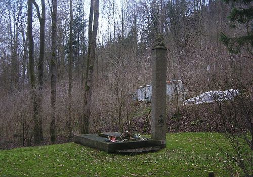 Monument Slachtoffers Kamp Hersbruck