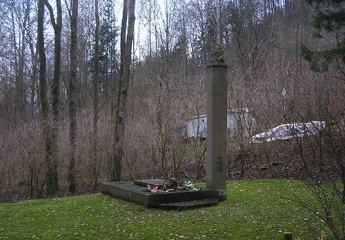 Monument Slachtoffers Kamp Hersbruck #1