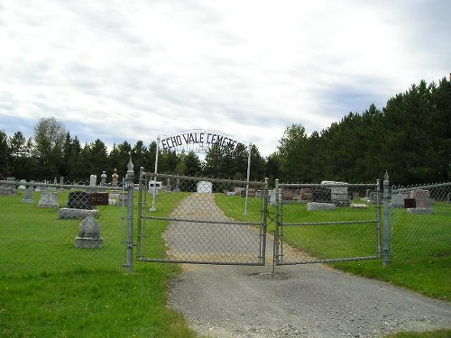 Commonwealth War Grave Echo Vale Cemetery