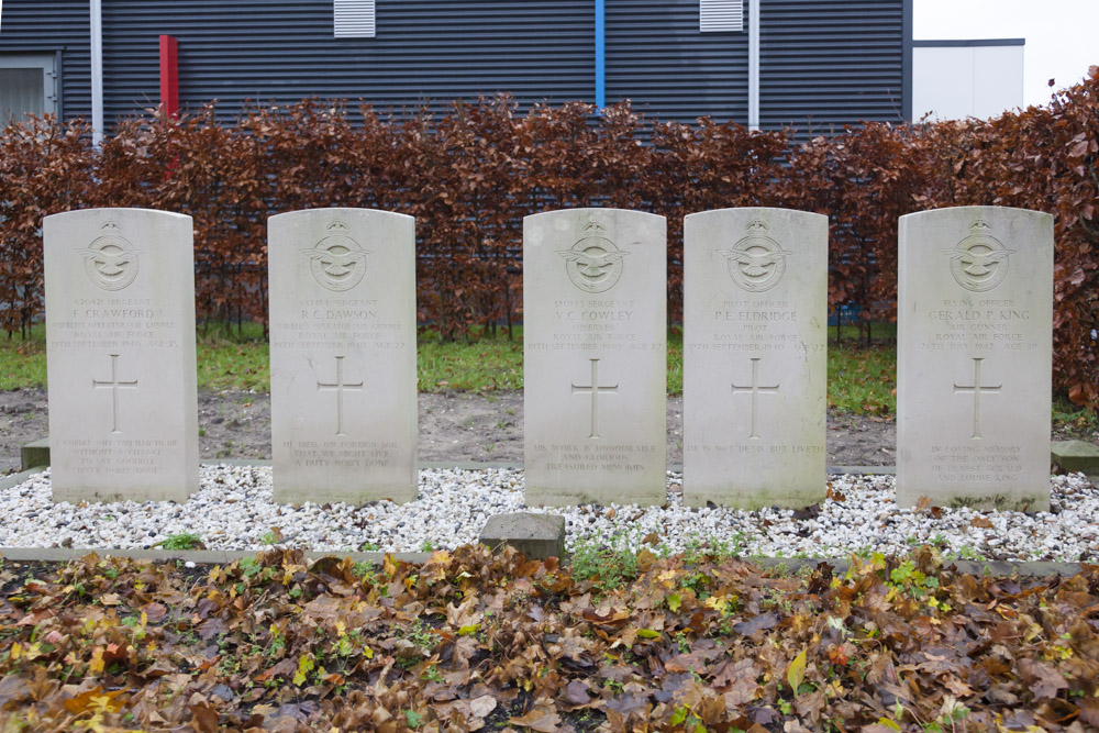 Commonwealth War Graves Churchyard Marinvelde #1