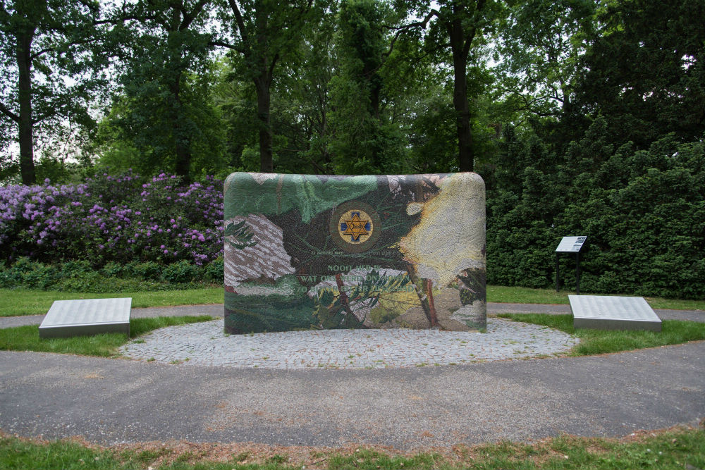 Memorial 'Het Apeldoornsche Bosch' #1