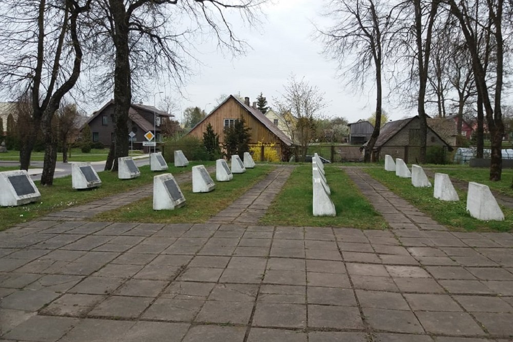 Sovjet Oorlogsbegraafplaats Salantai #4