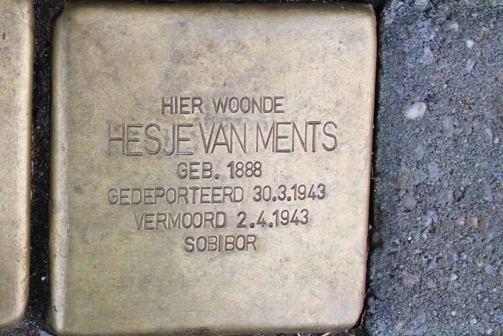 Stolpersteine Van Beverningkstraat 120 #4