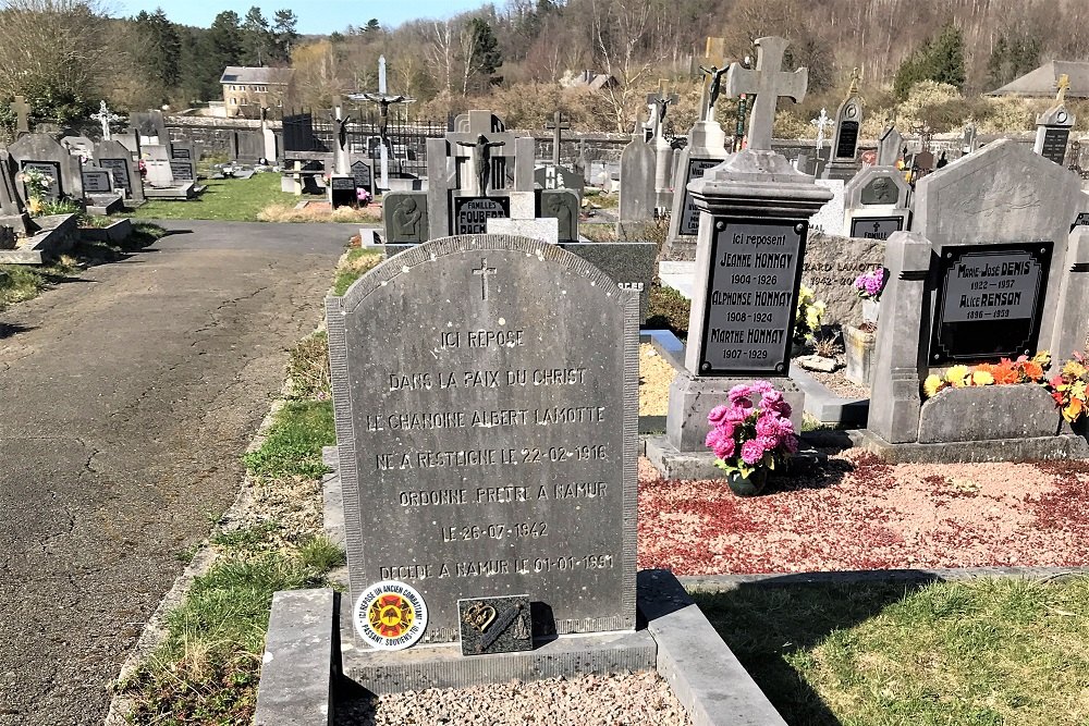 Belgian Graves Veterans Resteigne #1