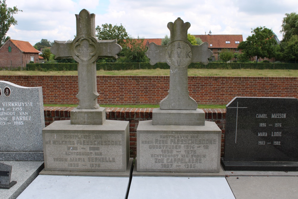 Belgian Graves Veterans Reningelst #4