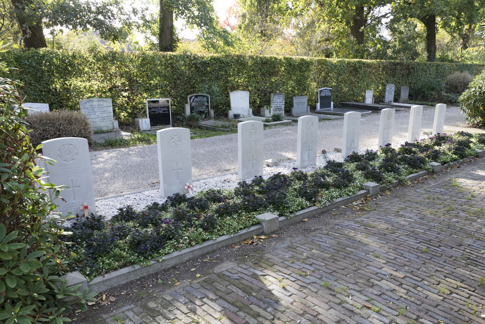 Commonwealth War Graves General Cemetery Holleweg Amerongen #5