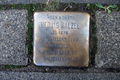 Stumbling Stone Reuterstraße 114 #1