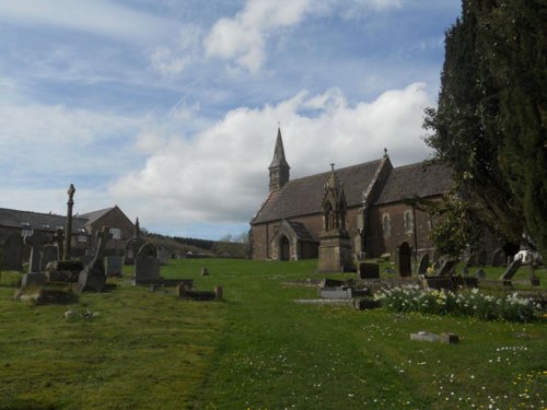 Oorlogsgraf van het Gemenebest St. Swithin Churchyard