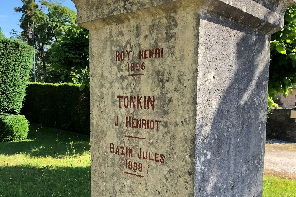 Oorlogsmonument Scey-Sur-Saône-Et-Saint-Albin #4