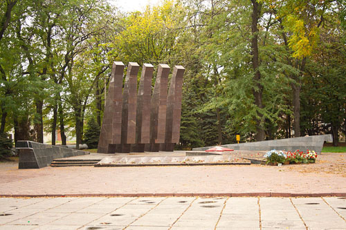 Mass Grave Soviet Soldiers & Resistance Members